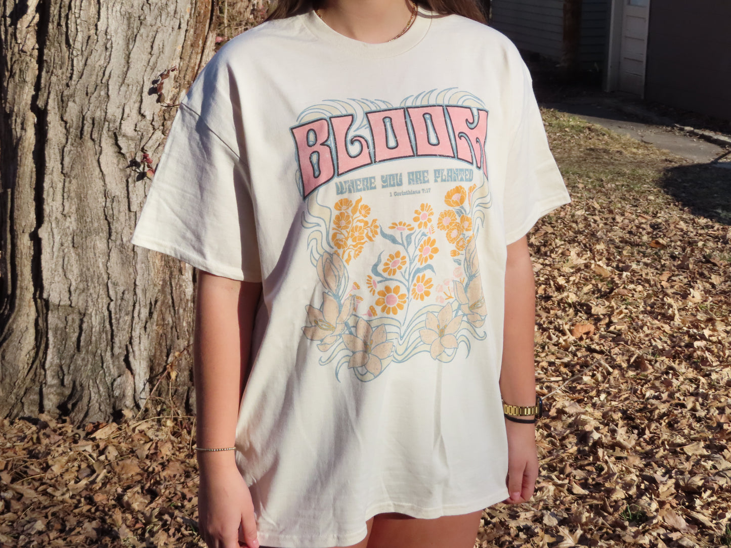 Bloom graphic tee