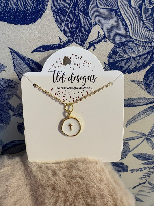 Pearl Pendent Cross