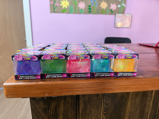 Sparkle Cube Squishy