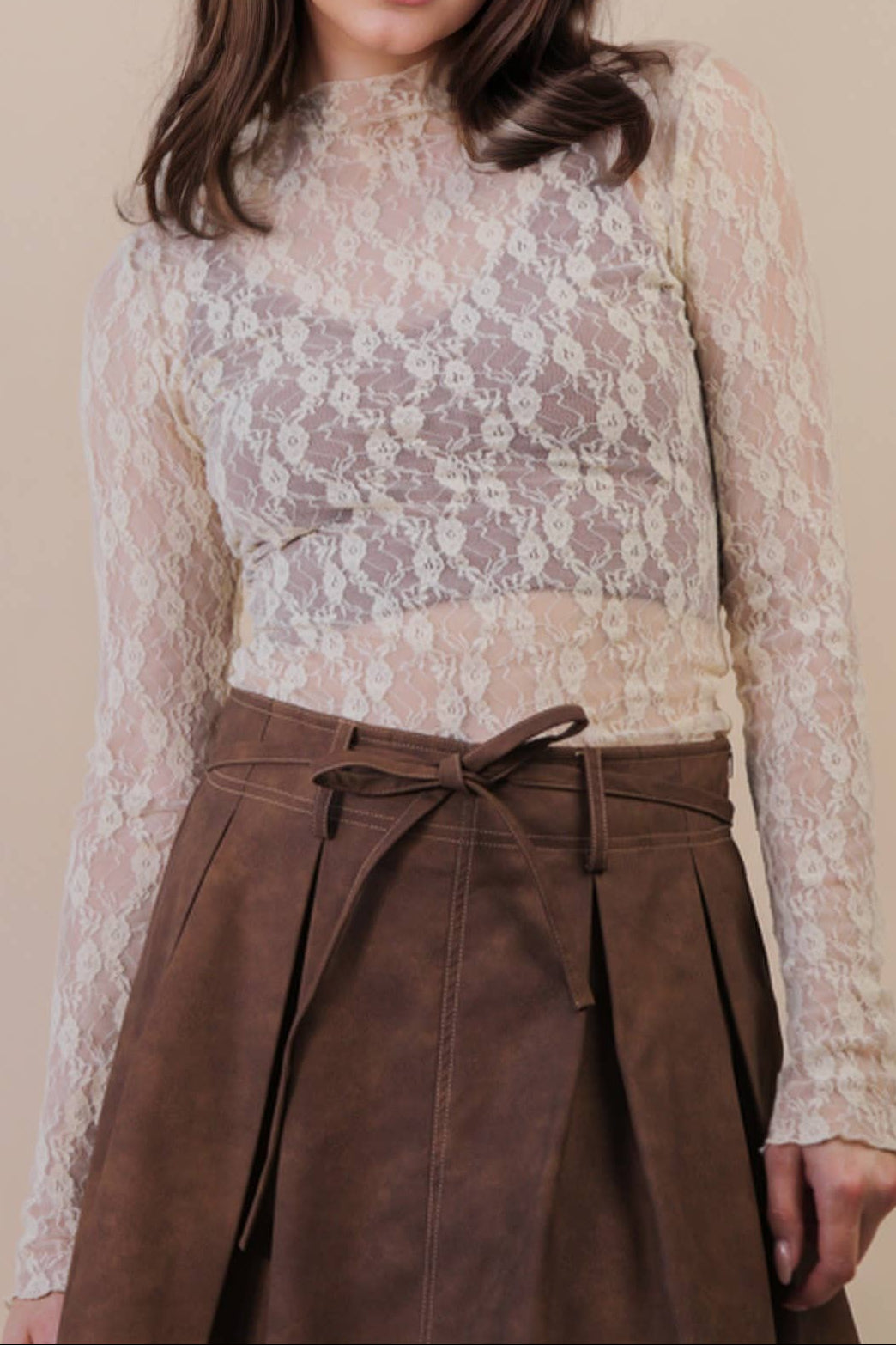 Mesh Lace Top: off-white